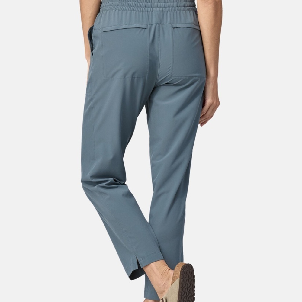 Patagonia Women's Fleetwith Plume Grey Pants Size: Small - Picture 2 of 8